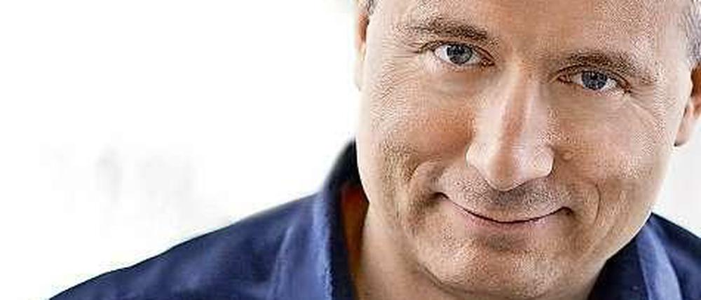 Immer unterwegs. Paavo Järvi leitet drei Orchester und ist ein vielbeschäftigter Gastdirigent.
