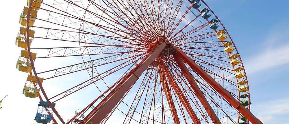Das Riesenrad ist der Hingucker des Spreeparks und soll deswegen erhalten werden.