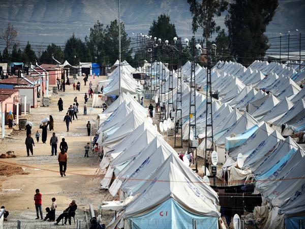 Ein Aufnahmelager für syrische Flüchtlinge nahe der türkischen Stadt Gaziantep im Jahre 2014.