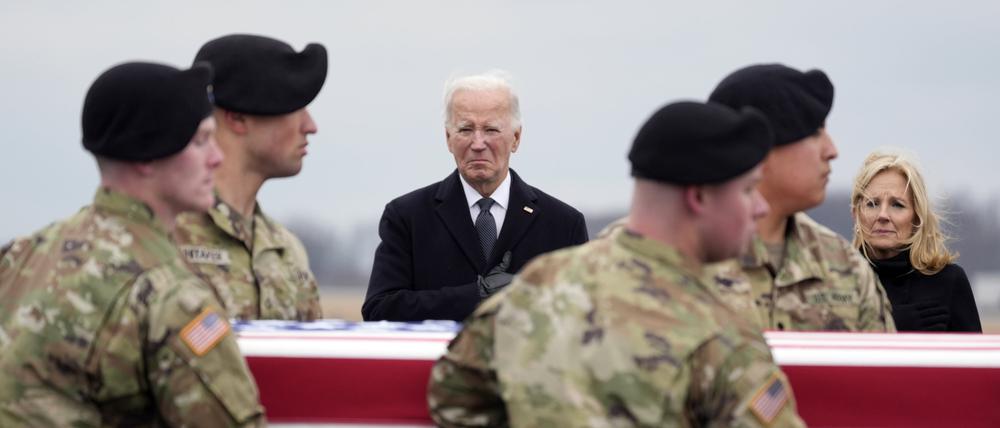 Joe Biden auf dem Luftwaffenstützpunkt Dover.