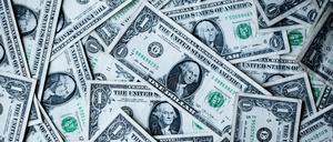 Der Dollar ist interessant als Schutz gegen ökonomische Krisen, sagen Finanzexperten.