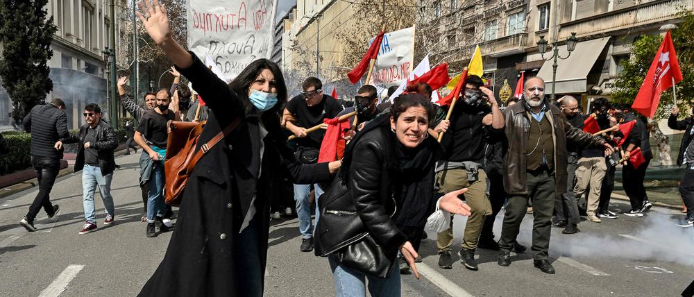 Protestierende in Griechenland.