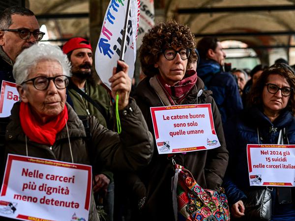 Proteste in Italien fordern regelmäßig die Freilassung Ilaria Salis.