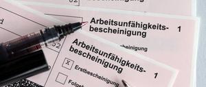 Laut einer DAK-Auswertung waren 2023 in Brandenburg an jedem Tag des Jahres 65 von 1000 Beschäftigten krankgeschrieben