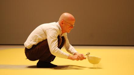 Karrierehöhepunkt. Wolfgang Laib 2013 mit Blütenstaub von Haselnuss im New Yorker Museum of Modern Art