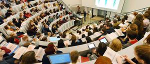 269 Hochschulen gibt es in Deutschland, die in der Hochschulrektorenkonferenz organisiert sind. 