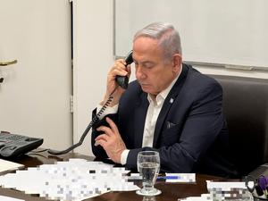 Benjamin Netanjahu, Ministerpräsident von Israel, bei einem Telefonat mit US-Präsident Biden.
