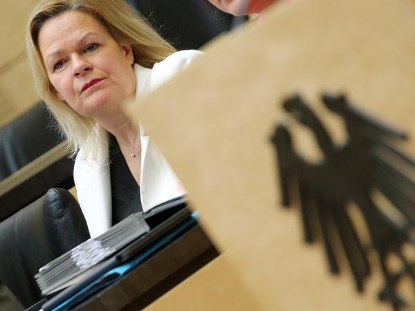Sie ist auf Bundesebene für die ankommenden Schutzsuchenden verantwortlich: Innenministerin Nancy Faeser (SPD).