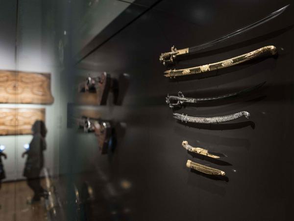 Schwerter aus Sri Lanke im Rijksmuseum