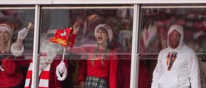 Superstar Taylor Swift beim Spiel der Kansas City Chiefs gegen die Las Vegas Raiders am 25. Dezember 2023.