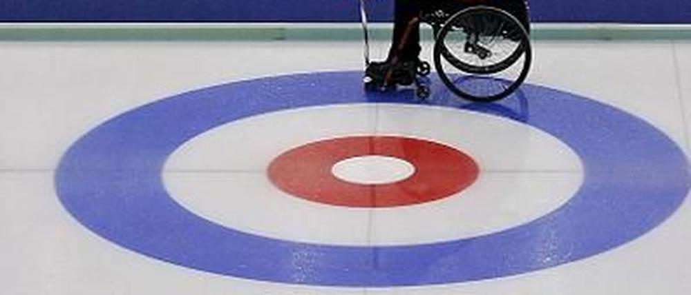 Paralympics Turin 2006 - Rollstuhlfahrer beim Curling