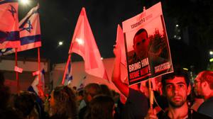 Demo in Tel Aviv für die Freilassung der israelischen Geiseln in der Gewalt der Hamas.