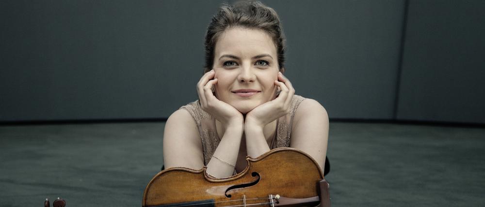 Veronika Eberle spielt auf der „Dragonetti“-Stradivari