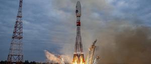 Die Sojus-2.1b-Rakete mit der automatischen Mondlandestation Luna-25 an Bord bei ihrem Start im August 2023.