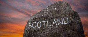 Ein Stein markiert die Grenze zwischen England und Schottland.