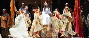 Szene aus der Oper „Adelaide di Borgogna“ mit der Sopranistin Olga Peretyatko beim Rossini Festival 2023.
 