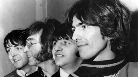 Die Beatles:  Paul McCartney (l-r), John Lennon, Ringo Starr und George Harrison auf einer undatierten Aufnahme.