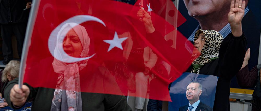 Anhänger von Recep Tayyip Erdogan in Istanbul. 