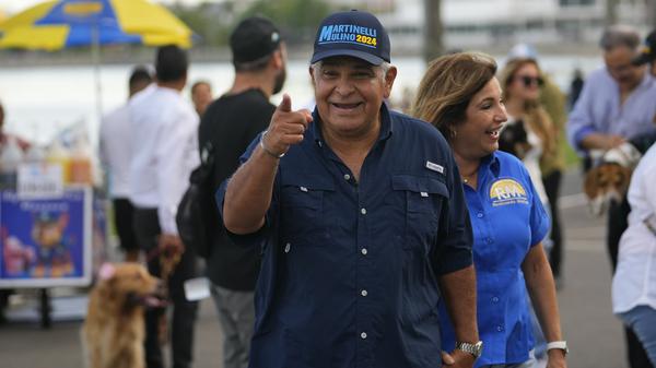Macht sogar Wahlkampf mit dem Namen seines verurteilten Vorgängers Martinelli: José Raúl Mulino will Panamas Präsident werden.