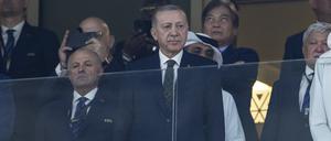 Der türkische Präsident Recep Tayyip Erdogan besuchte das WM-Finale im vergangenen Jahr. Beim Spiel der türkischen Elf im Olympiastadion am 18. November wird er wohl nicht anwesend sein.