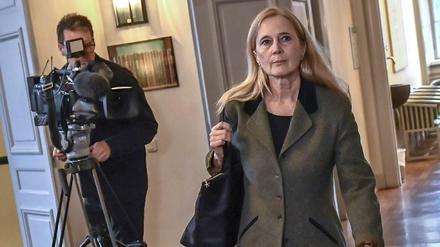Katarina Frostenson auf dem Weg ins Berufungsgericht Svea hovrätt.
