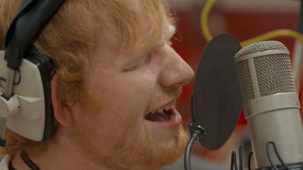 Ed Sheeran im Studio, bei der Aufnahme seines Albums „÷“ .