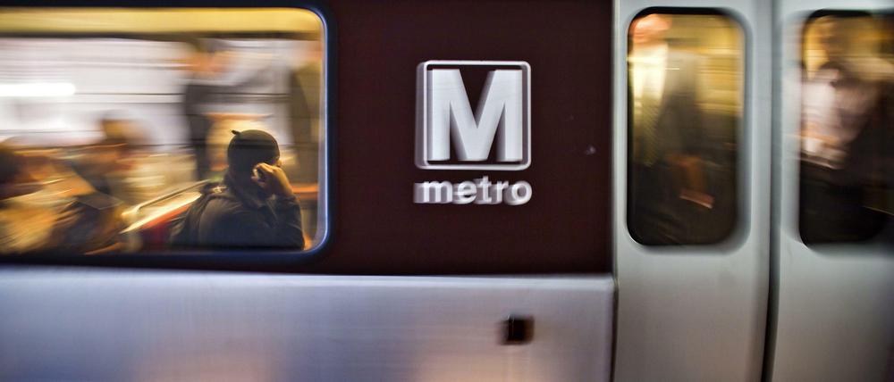 In den „Stilübungen“ spielt Queneau oft hundert Mal dieselbe Szene in der Metro durch.