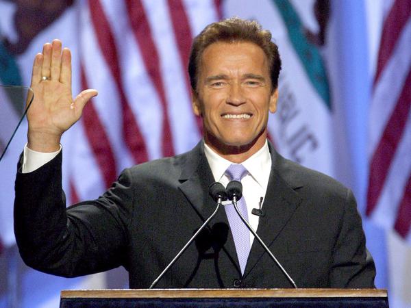 From Steiermark to Stardom. Arnold Schwarzenegger als Gouverneur von Kalifornien, bei einer Rede zum Antritt seiner zweiten Amtsperiode im Memorial Auditorium in Sacramento 2007..