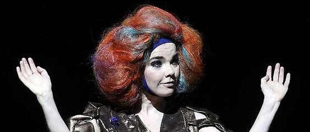 Steht mit leeren Händen da: Popsängerin Björk. 