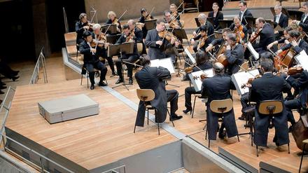Die Berliner Philharmoniker spielen am 16. Mai 2014 ohne Dirigenten.