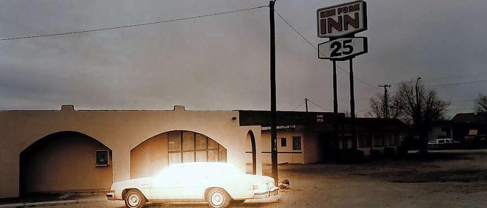Leuchtfeuer. Die Aufnahme "Car 2" (2008), ein C-Print aus der Serie "The Great Unreal".