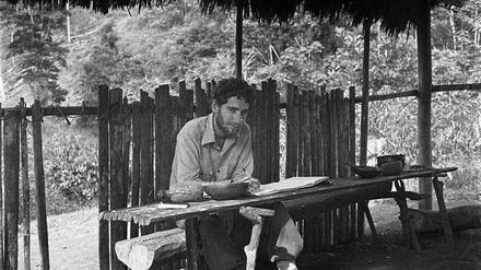 Feldforschung am Amazonas. Philippe Descola 1976.