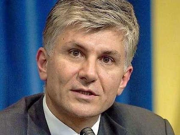 Zoran Djindijć (1952-2002), erster demorkatisch gewählter Premier Serbiens.
