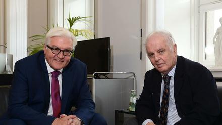 Zwei, die sich verstehen. Außenminister Frank-Walter Steinmeier und Daniel Barenboim beim Interview im Auswärtigen Amt.
