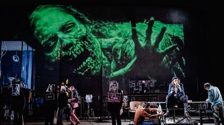 Provokant. Ein Szenebild aus "Fear". Das Stück feierte am 25. Oktober in der Schaubühne Berlin Premiere.
