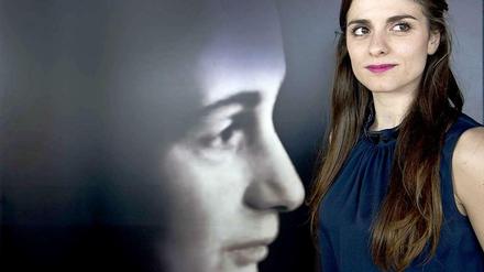 Darstellerin Rosa da Silva spielt Anne Frank in der Inszenierung in Amsterdam.
