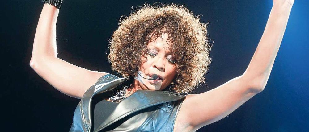 Hold it. Whitney Houston macht auf Tina Turner. Foto: Davids/Darmer
