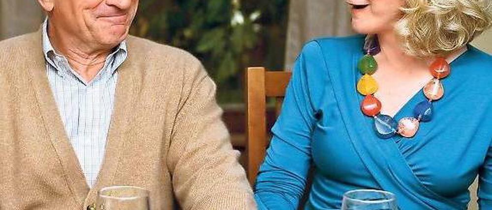 Schöne Bescherung. Schwiegervater Jack (Robert De Niro) mit Ehefrau Dina (Blythe Danner). Foto: Universal