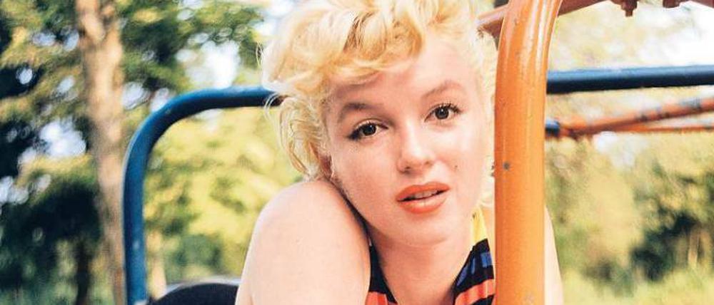 Göttin von nebenan. Marilyn Monroe 1955 auf Long Island, New York. Foto: Prestel Verlag, © Eve Arnold / Magnum Photos