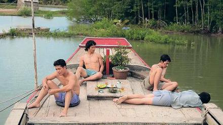 Auszeit am Mekong-Delta. Thang (Truong The Vin), Cuong (Le Van Hoang), Tung (Mai Quoc Viet) und Vu (Le Cong Hoang). 