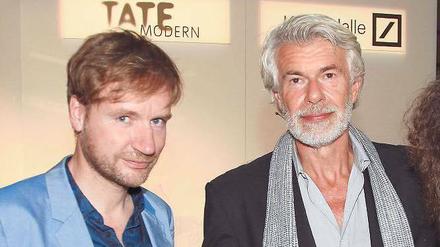 Tim Renner und Chris Dercon (rechts) im September 2014 bei einer Vernissage in Berlin.