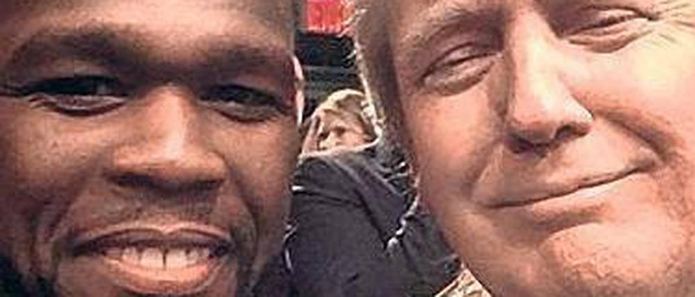 50 Cent mit Donald Trump - ein Selfie.