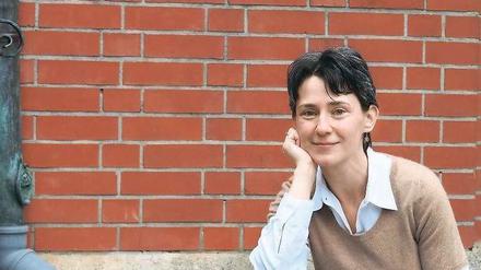 Von Kronstadt nach Nottingham. Romandebütantin Ursula Ackrill, nominiert für den Leipziger Buchpreis.