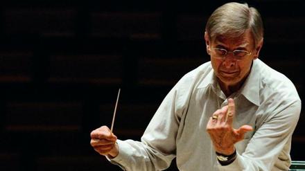 Meister der Durchhörbarkeit. Der 90-jährige Dirigent Herbert Blomstedt.