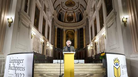 Der Schriftsteller Karl-Markus Gauß bei seiner Dankesrede für den Leipziger Buchpreis zur Europäischen Verständigung, den er in der Nikolaikirche erhielt. 