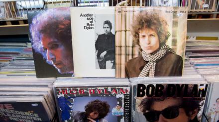 Ob die jetzt besser verkauft werden - in unserer digitalen Zeit? Das Werk von Bob Dylan.