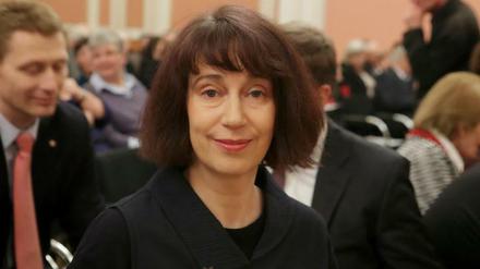 Rote Lippen, Rotes Rathaus. Olga Martynova bei der Preisverleihung.