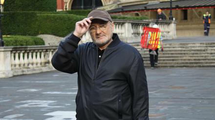Phil Collins, hier 2016 in London vor der Royal Albert Hall. 