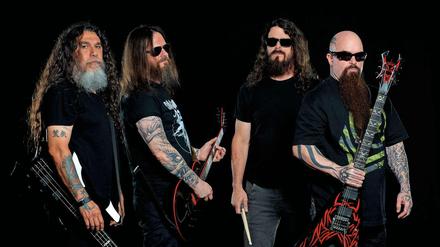 In diesen Bärten kann man wohnen. Slayer mit Sänger Tom Araya, Gary Holt, Drummer Paul Bostaph und Kerry King.