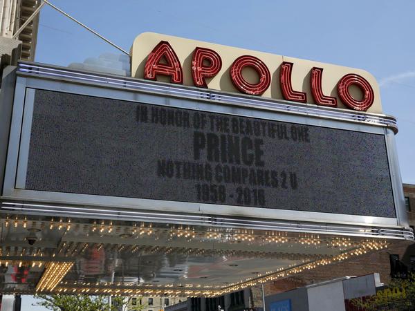 Trauer am Apollo-Theater, 21. April 2016.